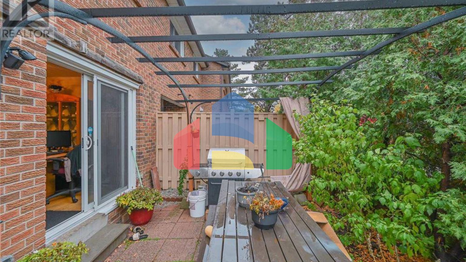 Residential - Townhouse - Brampton, Canada - Canada