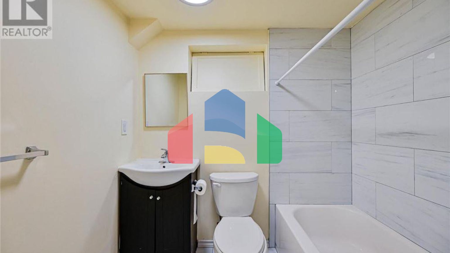 Residential - Townhouse - Brampton, Canada - Canada