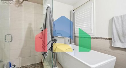 Residential - Single Family Home - Brampton, Canada - Canada