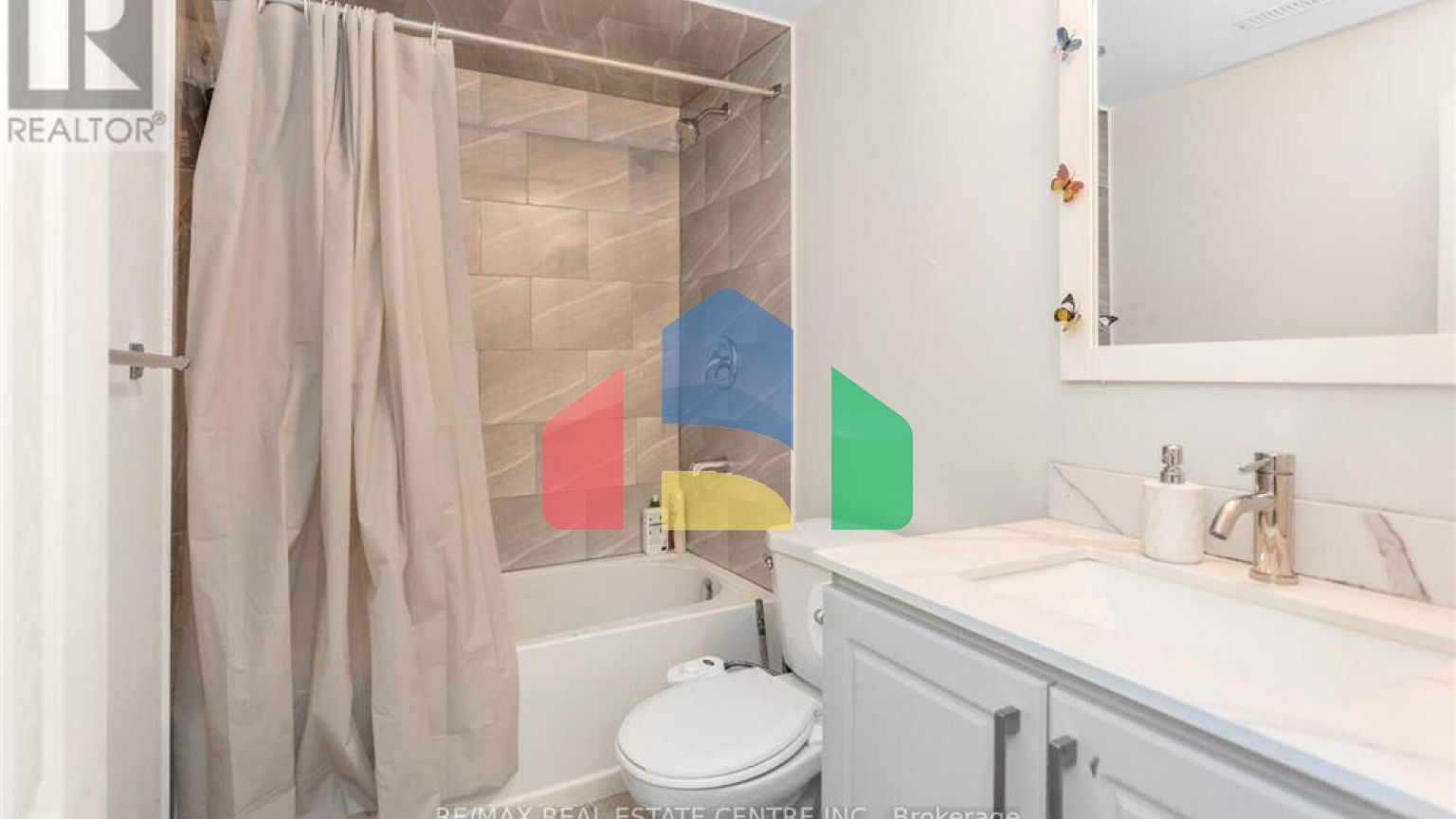 Residential - Single Family Home - Brampton, Canada - Canada