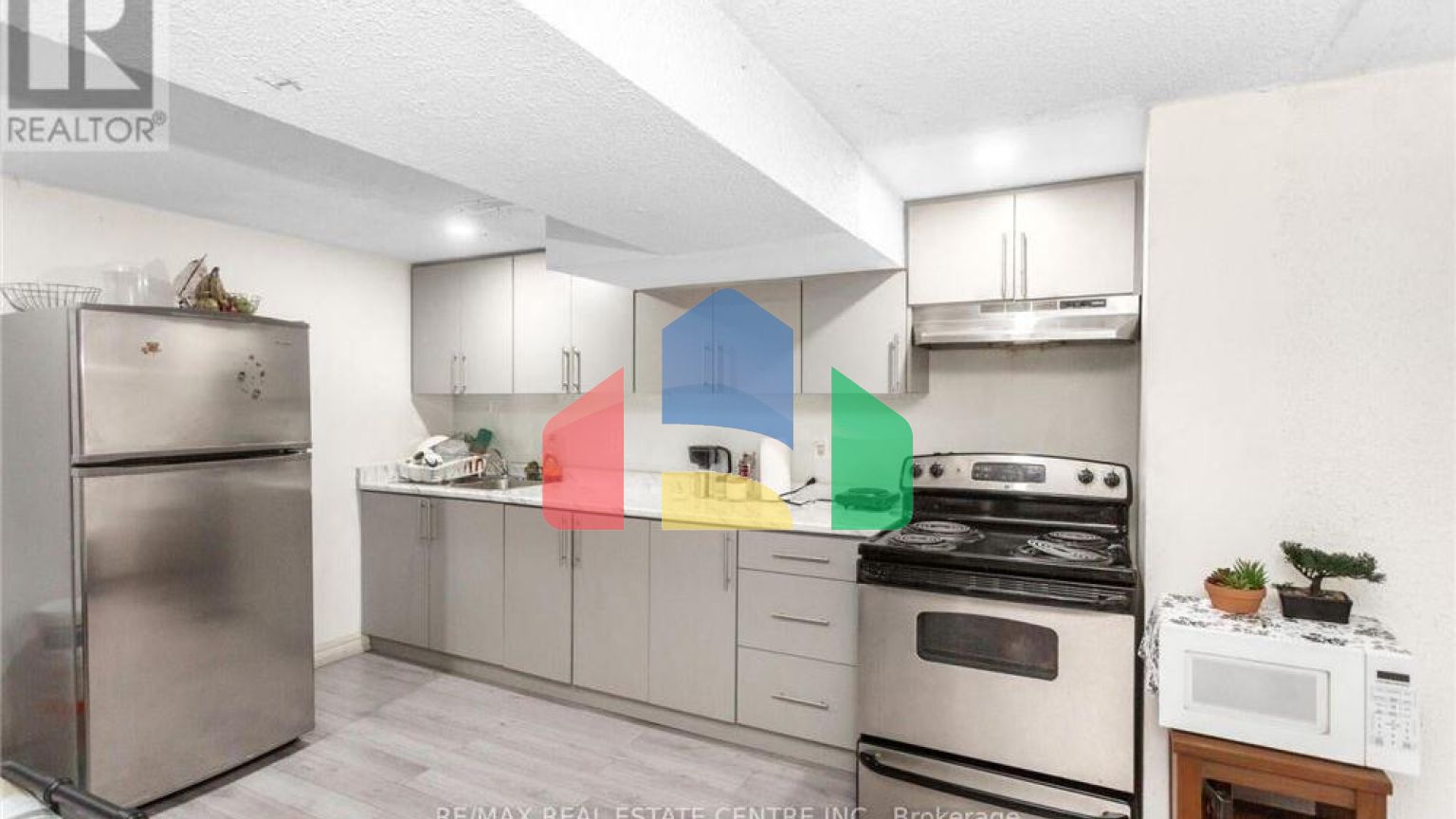 Residential - Single Family Home - Brampton, Canada - Canada