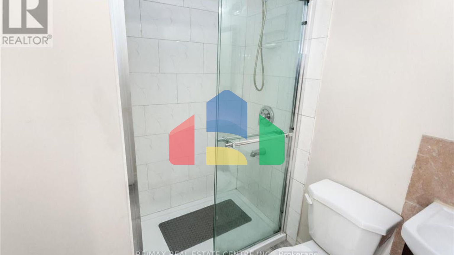 Residential - Single Family Home - Brampton, Canada - Canada