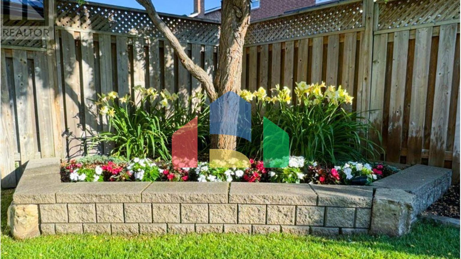 Residential - Single Family Home - Brampton, Canada - Canada