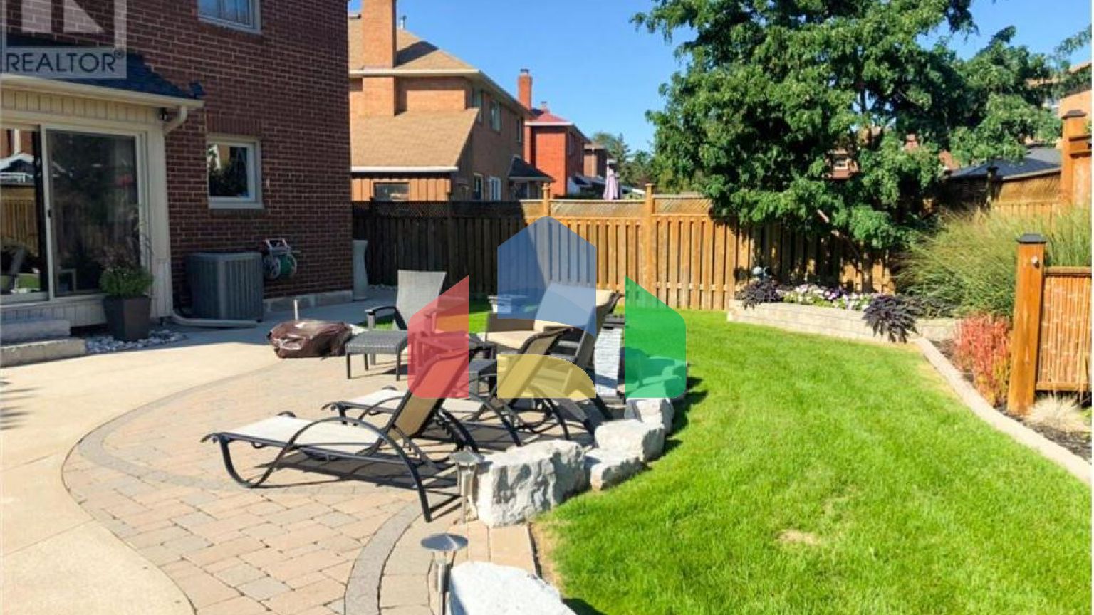 Residential - Single Family Home - Brampton, Canada - Canada