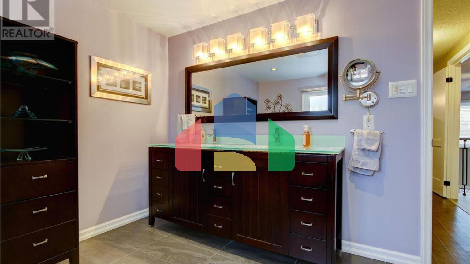 Residential - Single Family Home - Brampton, Canada - Canada