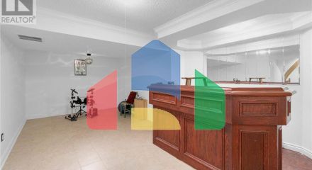 Residential - Single Family Home - Brampton, Canada - Canada