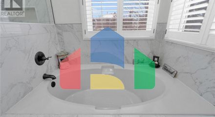 Residential - Single Family Home - Brampton, Canada - Canada