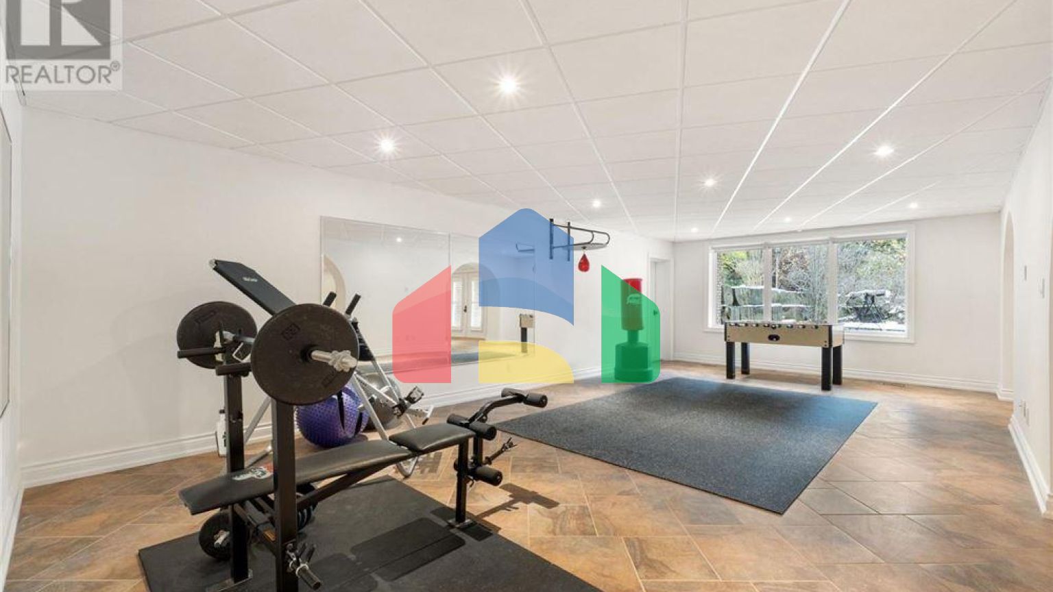 Residential - Single Family Home - Brampton, Canada - Canada