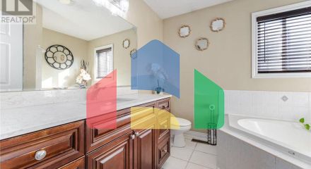 Residential - Single Family Home - Brampton, Canada - Canada