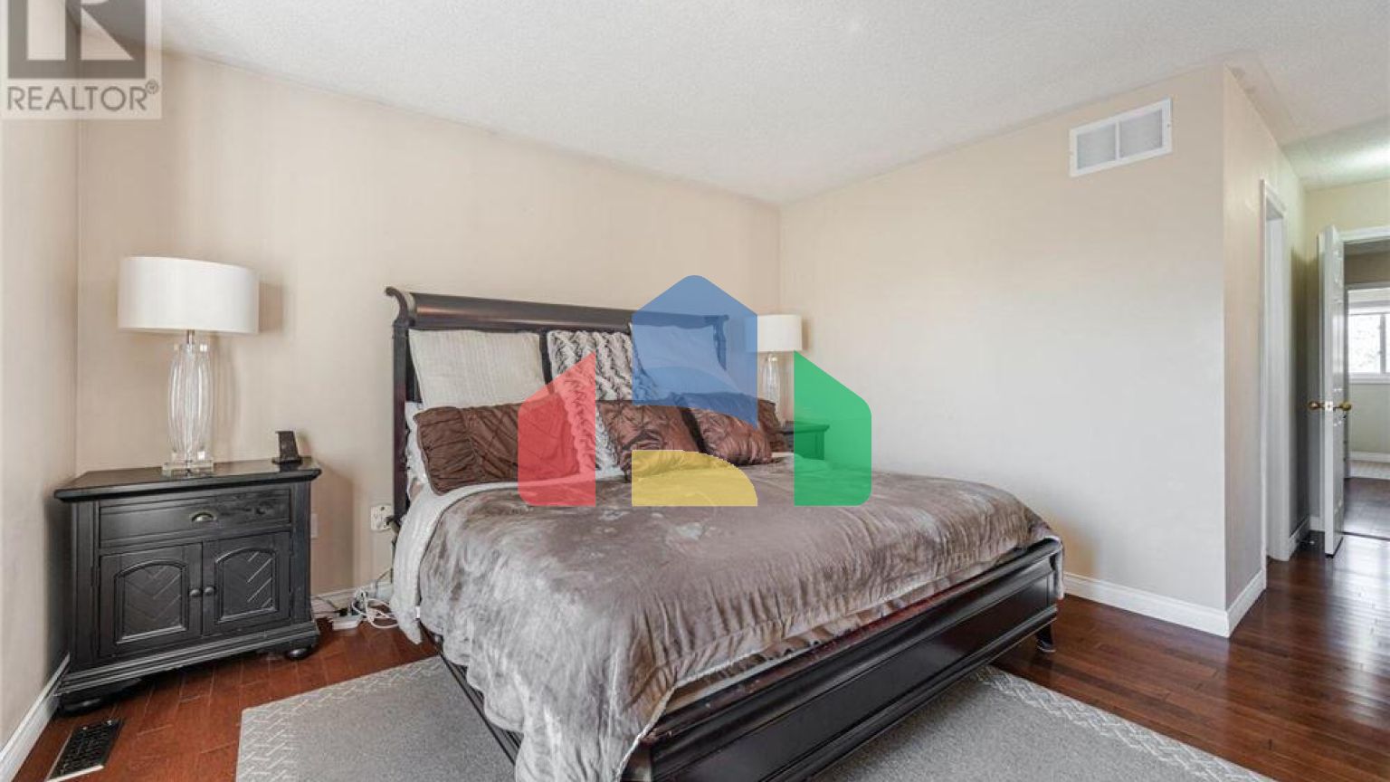 Residential - Single Family Home - Brampton, Canada - Canada