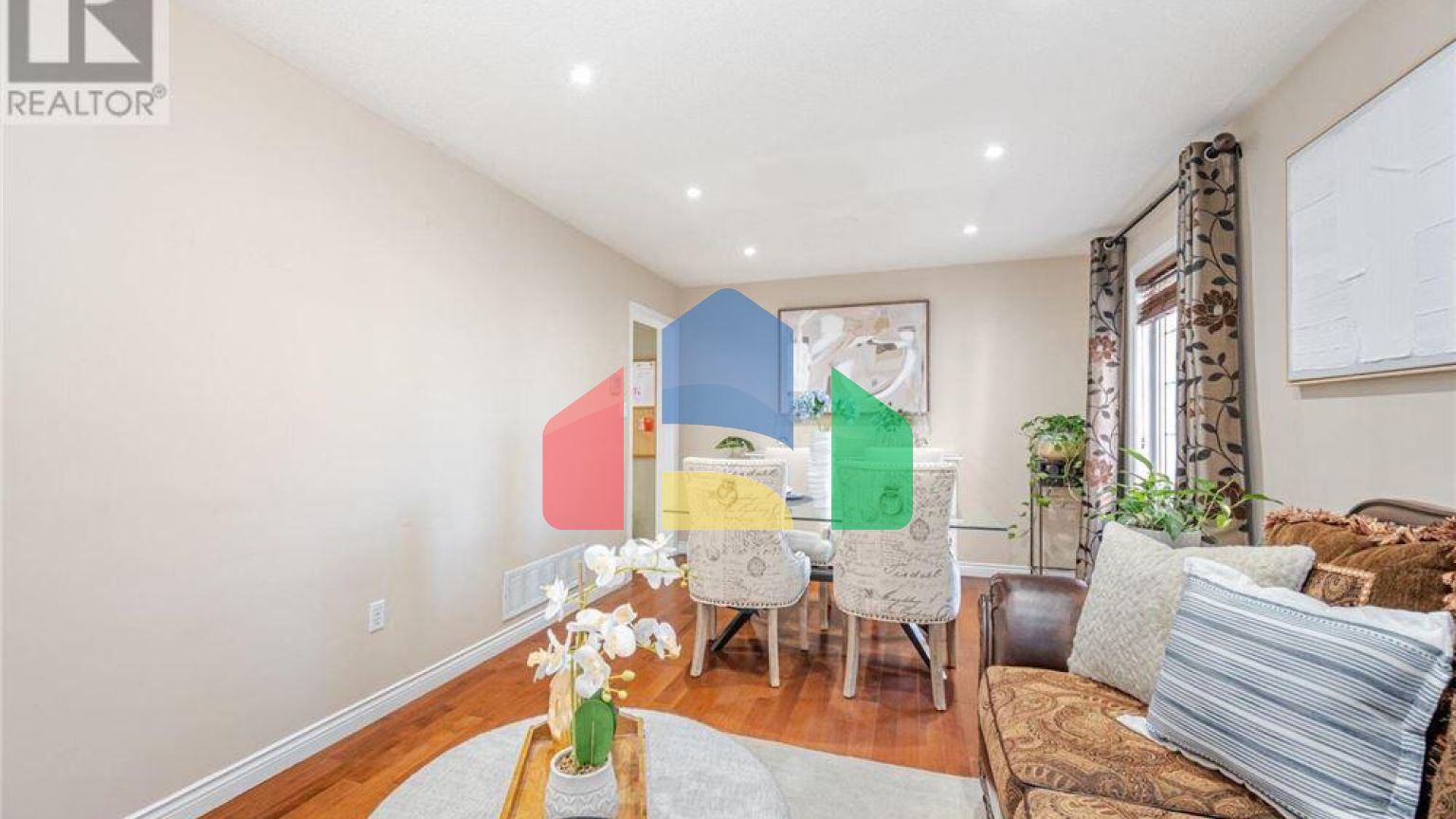 Residential - Single Family Home - Brampton, Canada - Canada