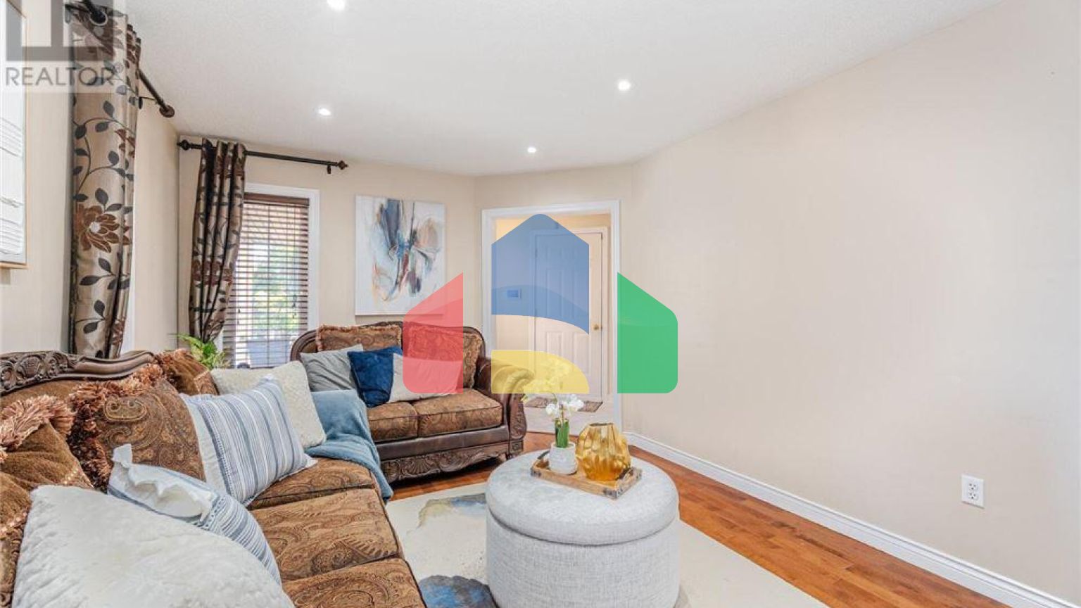 Residential - Single Family Home - Brampton, Canada - Canada