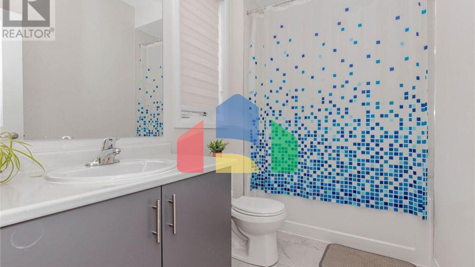 Residential - Single Family Home - Brampton, Canada - Canada