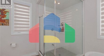 Residential - Single Family Home - Brampton, Canada - Canada