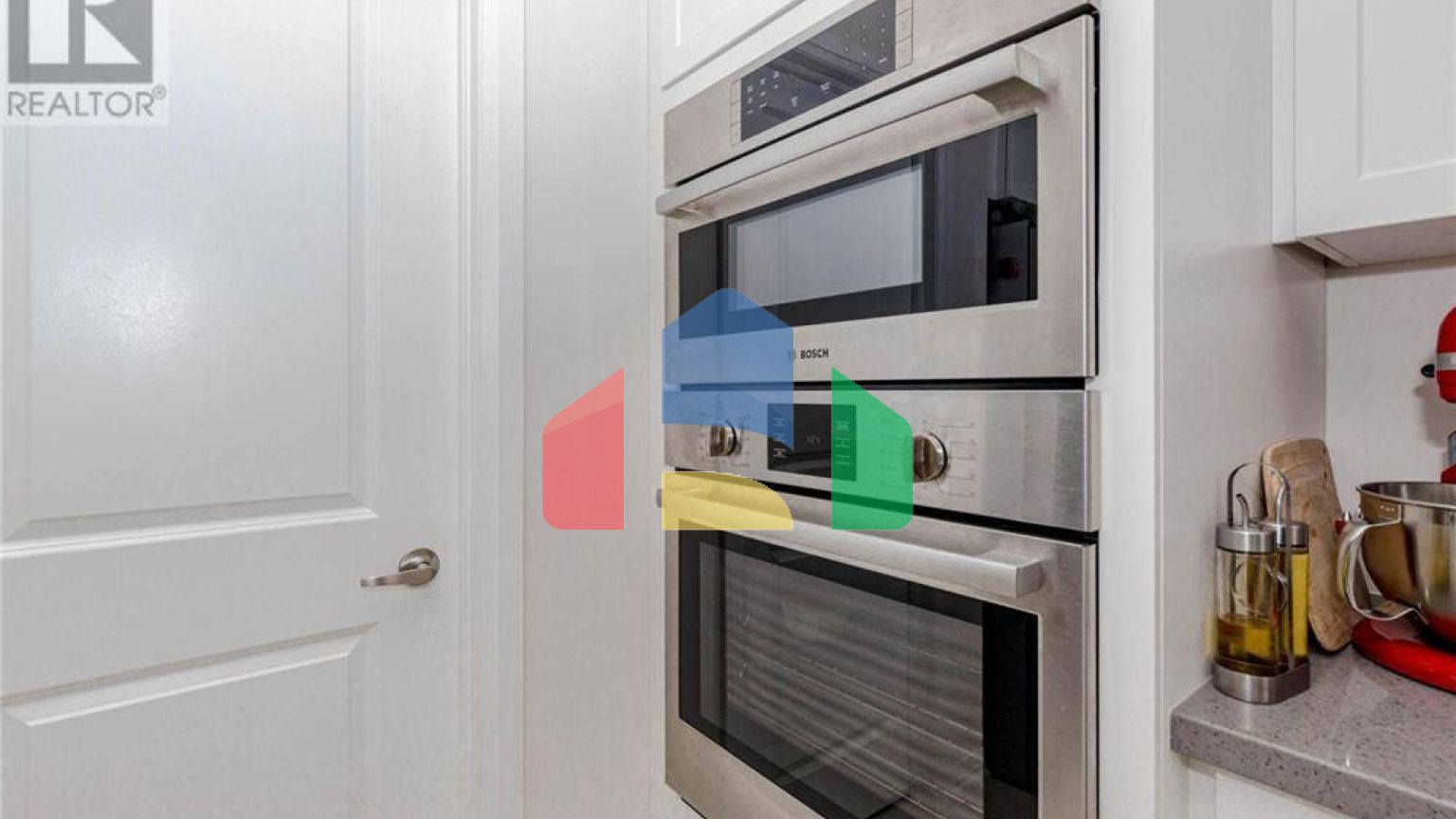 Residential - Single Family Home - Brampton, Canada - Canada