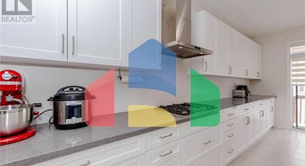 Residential - Single Family Home - Brampton, Canada - Canada