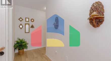 Residential - Single Family Home - Brampton, Canada - Canada