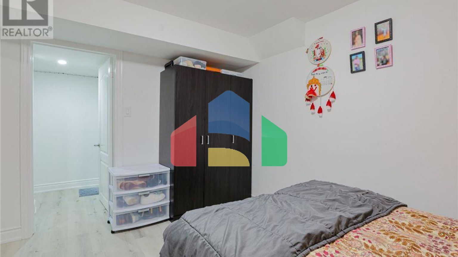 Residential - Single Family Home - Brampton, Canada - Canada