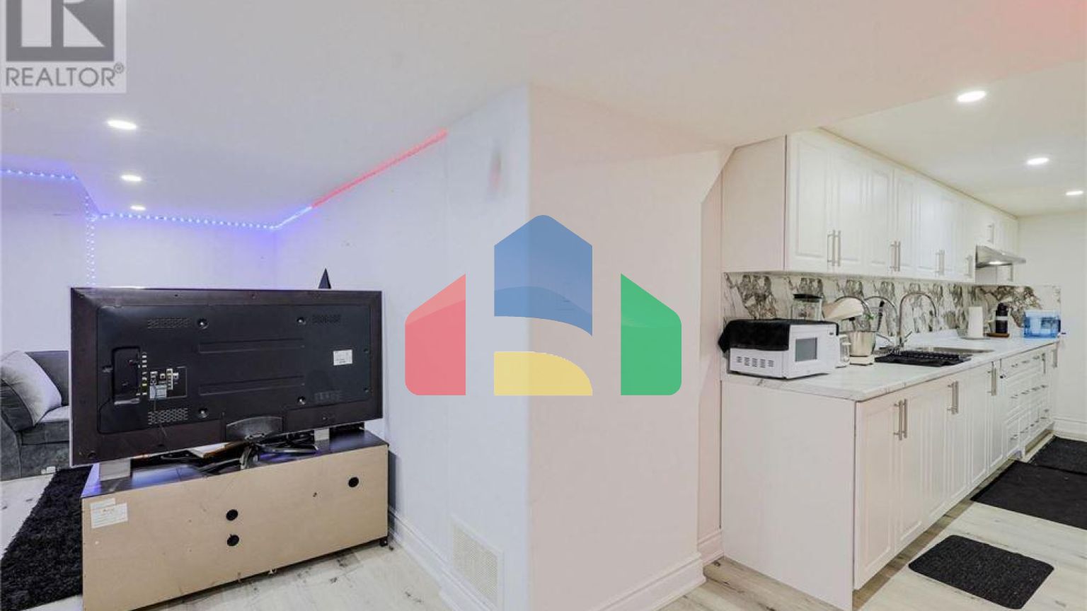 Residential - Single Family Home - Brampton, Canada - Canada