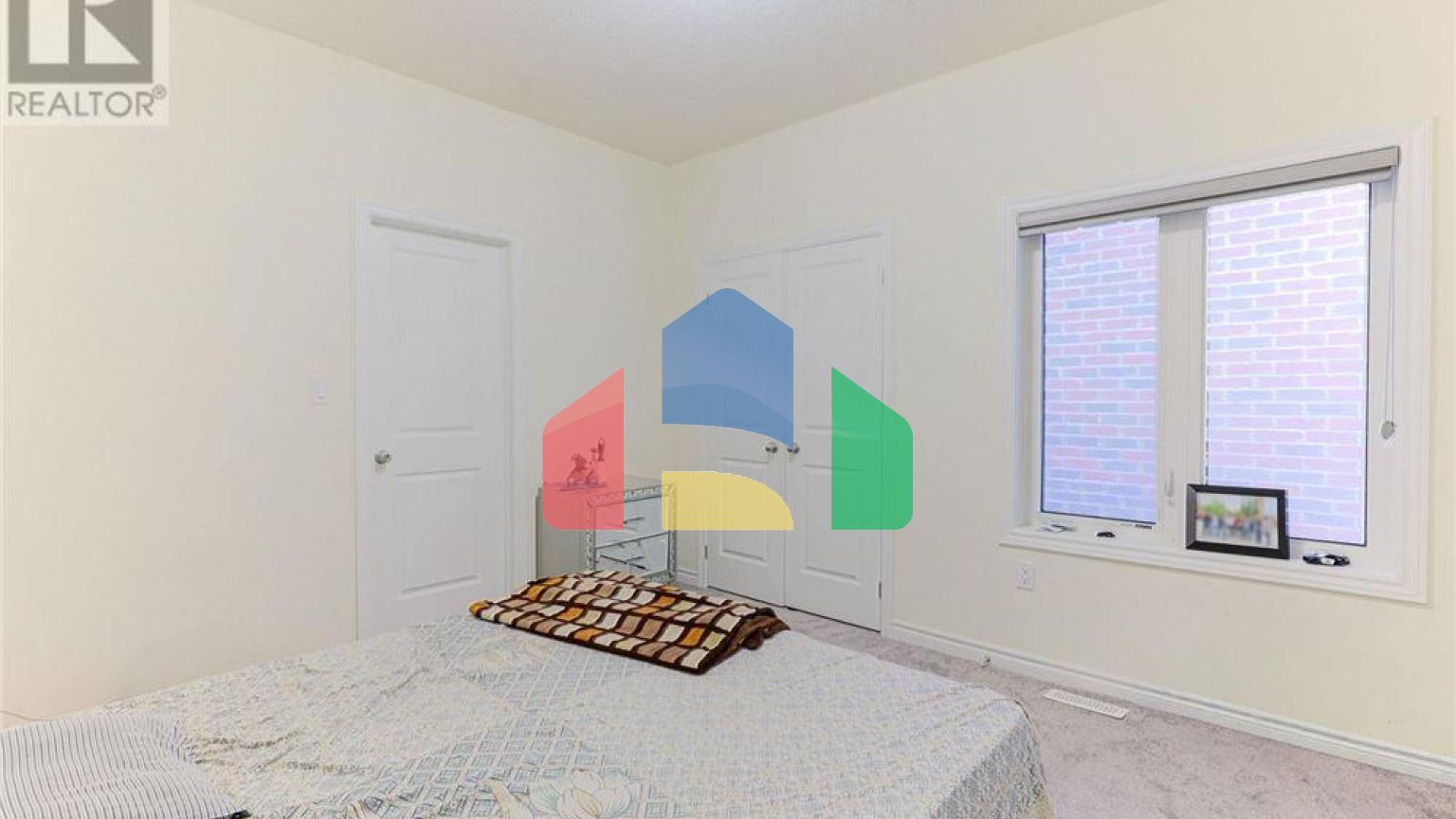 Residential - Single Family Home - Brampton, Canada - Canada