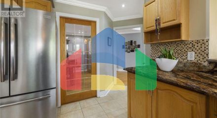 Residential - Single Family Home - Brampton, Canada - Canada