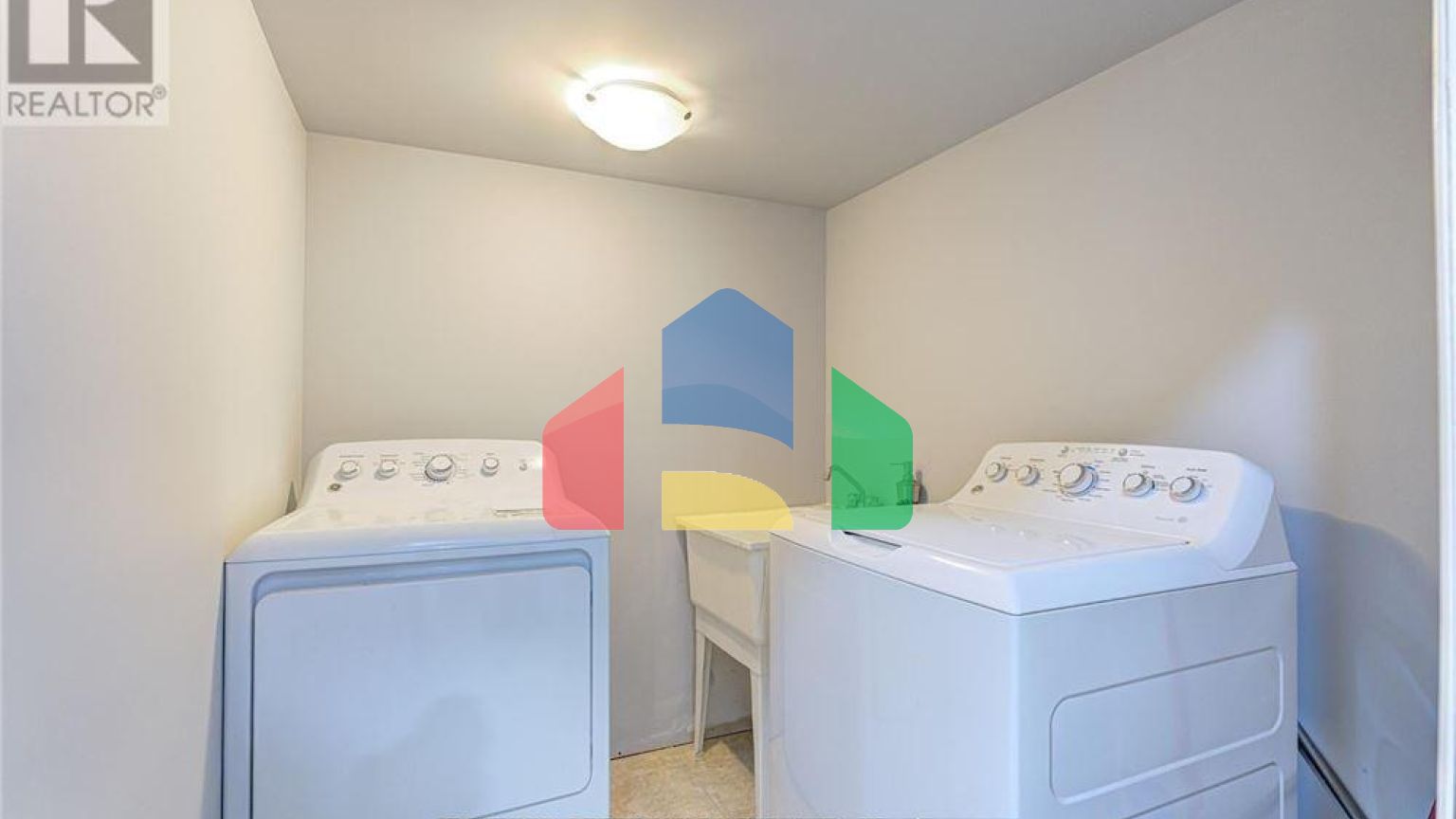 Residential - Single Family Home - Brampton, Canada - Canada