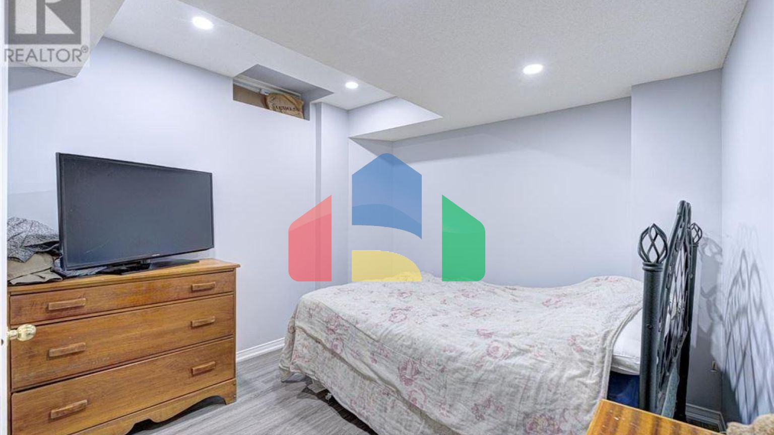 Residential - Single Family Home - Brampton, Canada - Canada