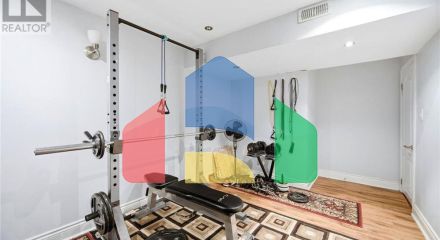 Residential - Single Family Home - Brampton, Canada - Canada