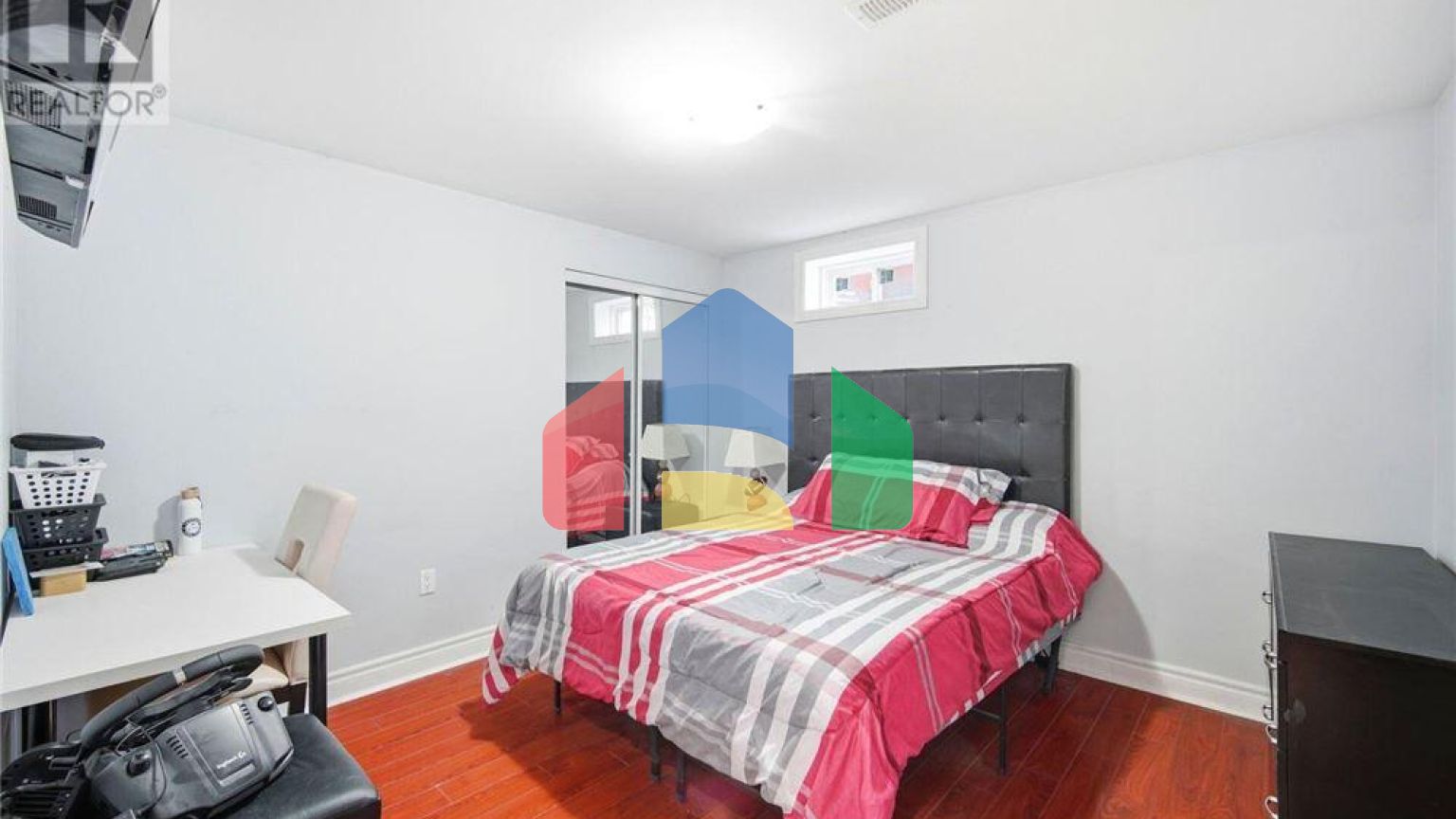 Residential - Single Family Home - Brampton, Canada - Canada