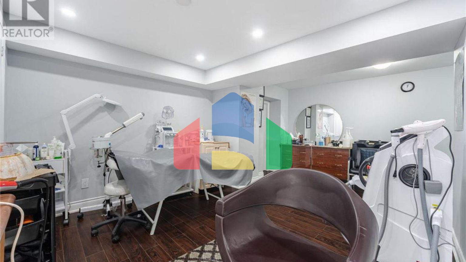 Residential - Single Family Home - Brampton, Canada - Canada