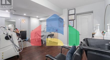 Residential - Single Family Home - Brampton, Canada - Canada