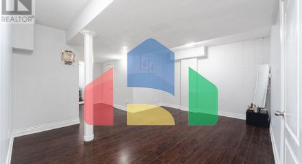 Residential - Single Family Home - Brampton, Canada - Canada