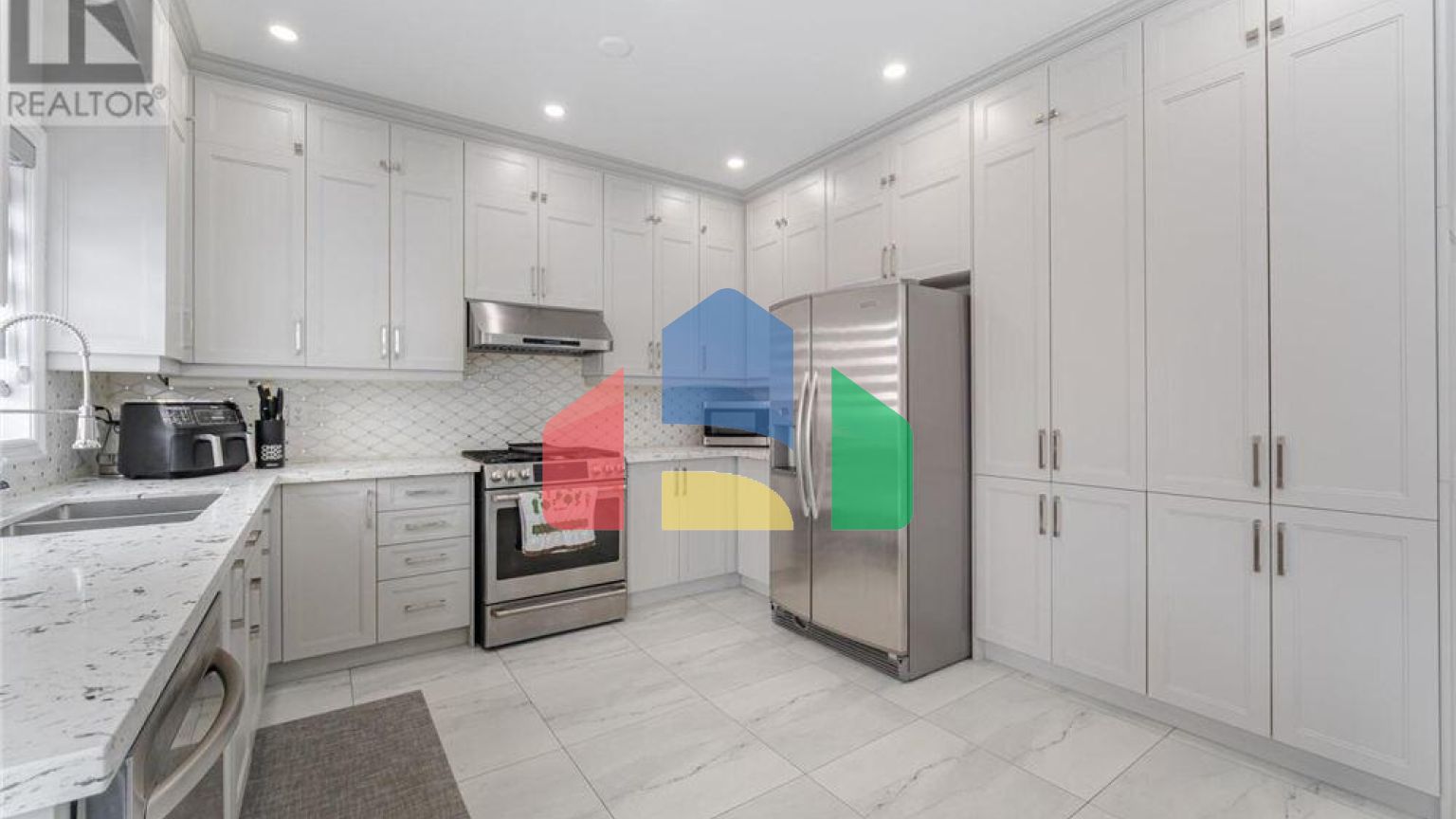 Residential - Single Family Home - Brampton, Canada - Canada