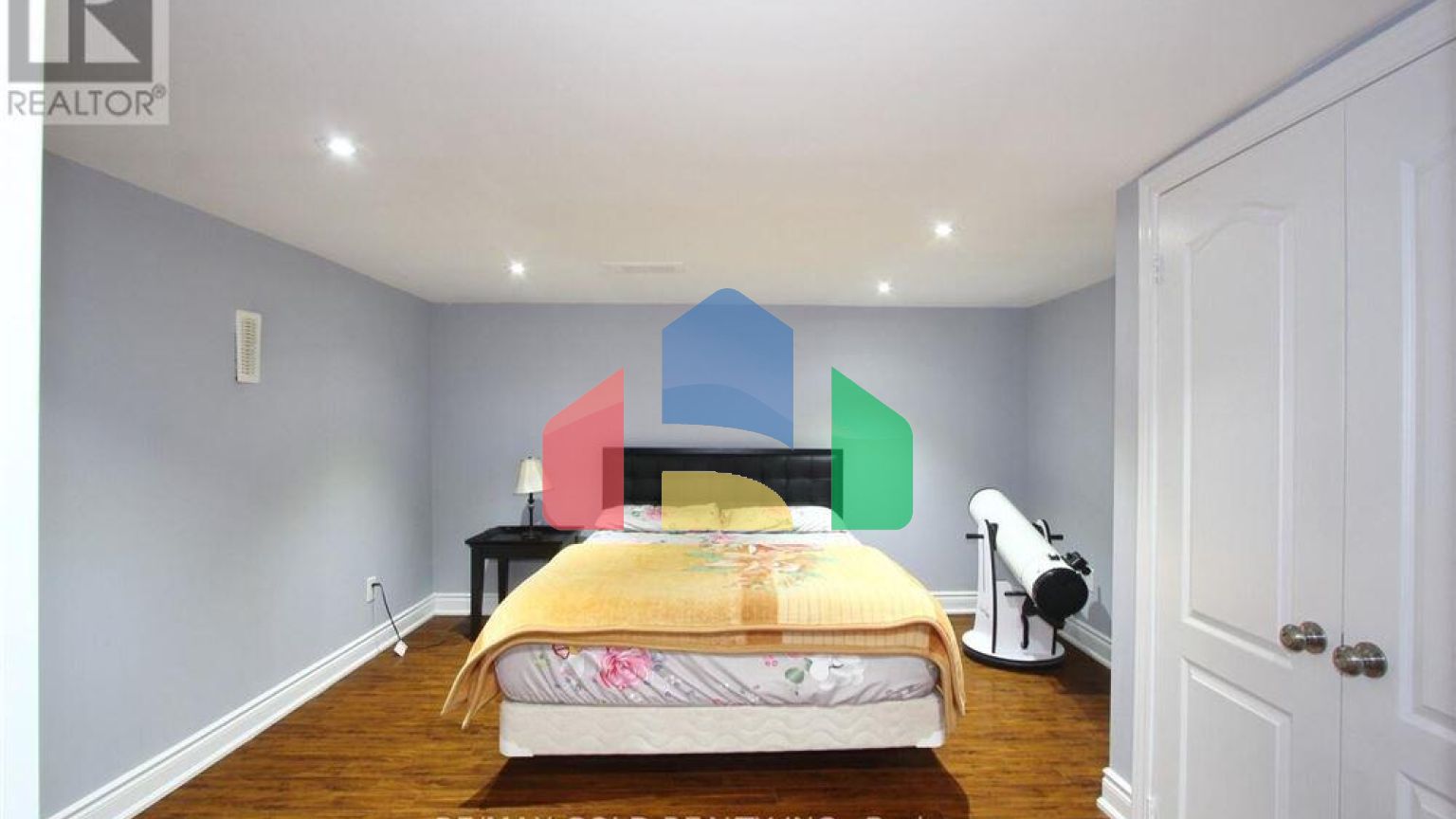 Residential - Single Family Home - Brampton, Canada - Canada