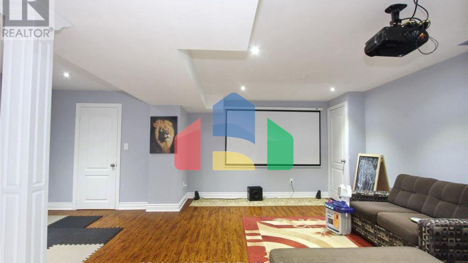 Residential - Single Family Home - Brampton, Canada - Canada