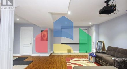 Residential - Single Family Home - Brampton, Canada - Canada