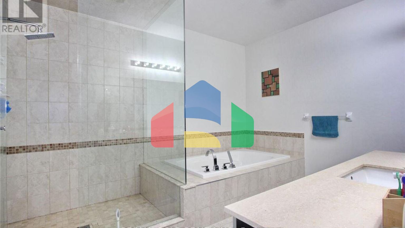 Residential - Single Family Home - Brampton, Canada - Canada