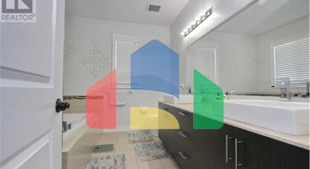 Residential - Single Family Home - Brampton, Canada - Canada