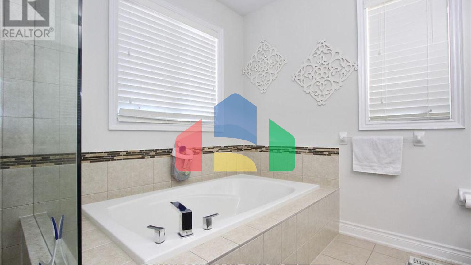 Residential - Single Family Home - Brampton, Canada - Canada