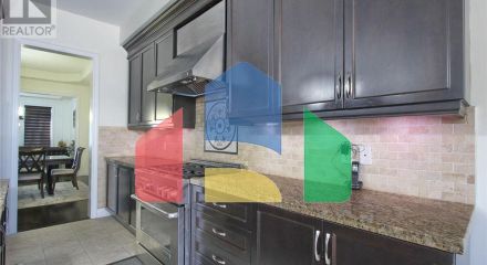 Residential - Single Family Home - Brampton, Canada - Canada