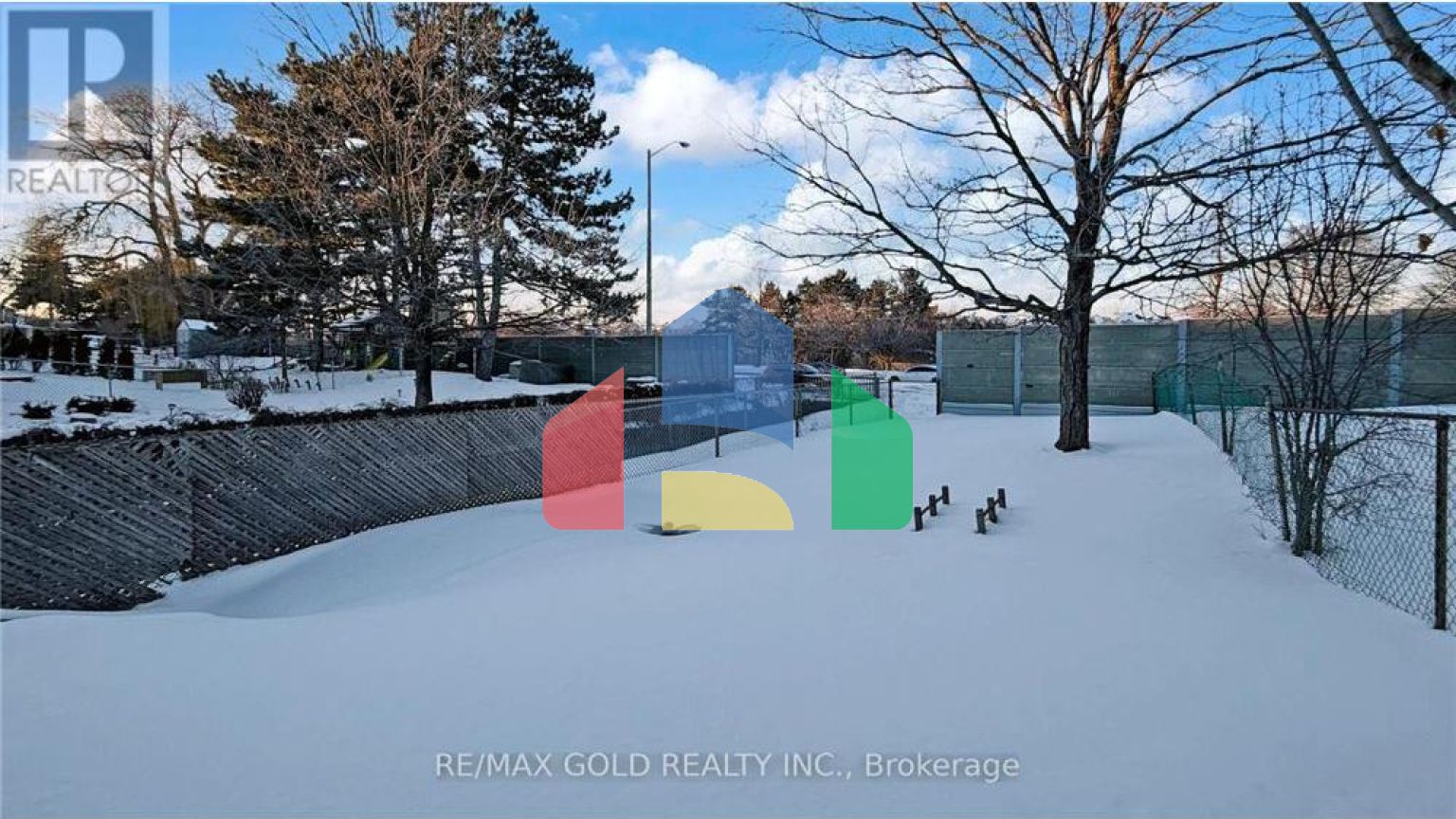 Residential - Single Family Home - Brampton, Canada - Canada