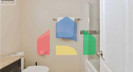 Residential - Single Family Home - Brampton, Canada - Canada