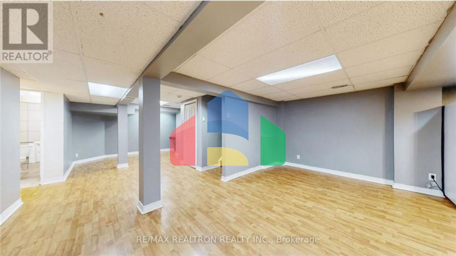 Residential - Single Family Home - Brampton, Canada - Canada