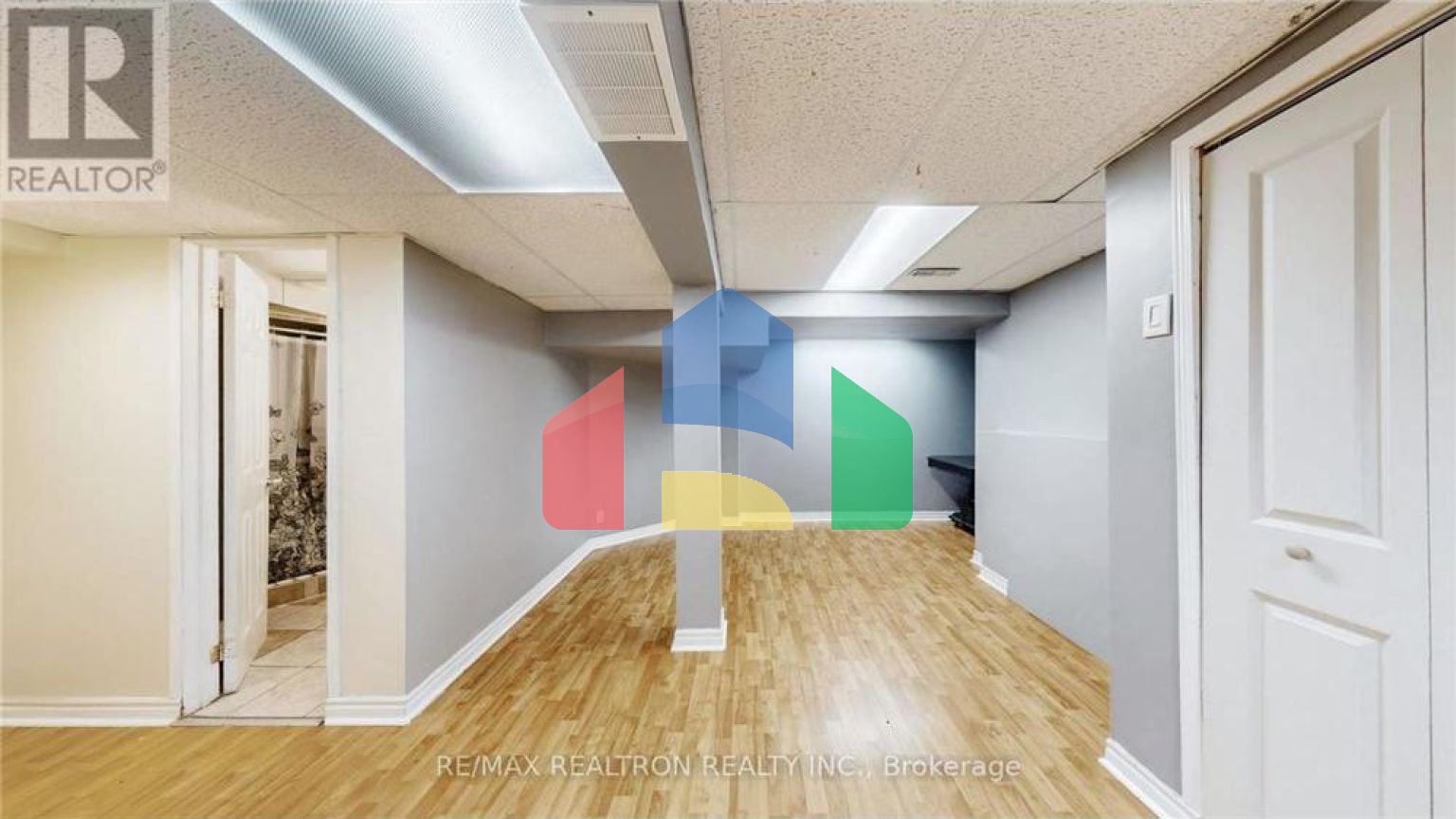 Residential - Single Family Home - Brampton, Canada - Canada