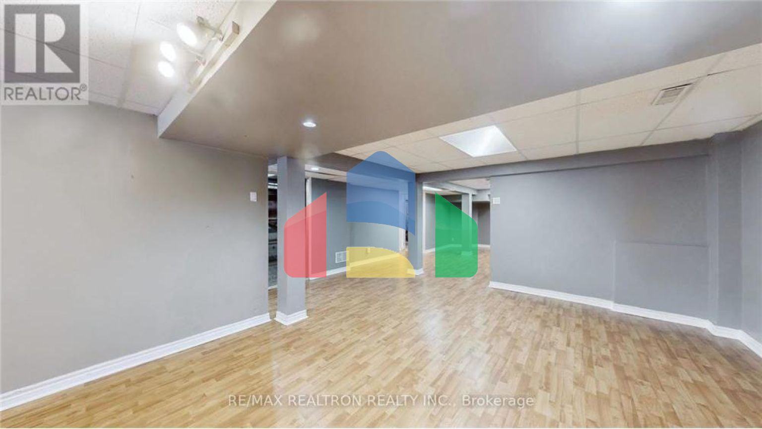 Residential - Single Family Home - Brampton, Canada - Canada