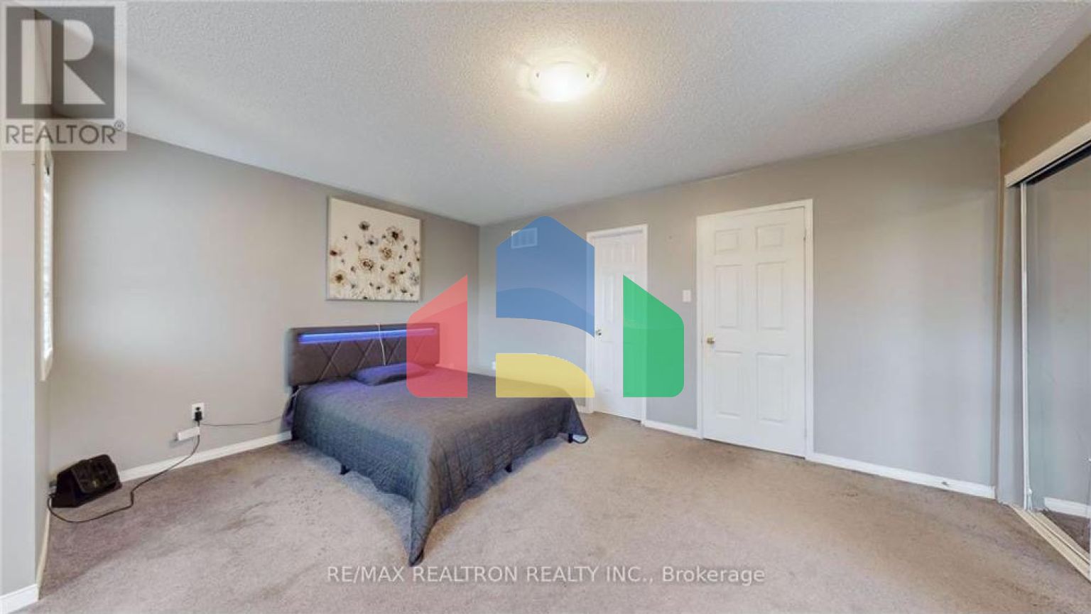 Residential - Single Family Home - Brampton, Canada - Canada