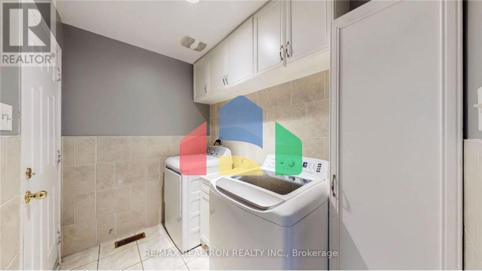 Residential - Single Family Home - Brampton, Canada - Canada