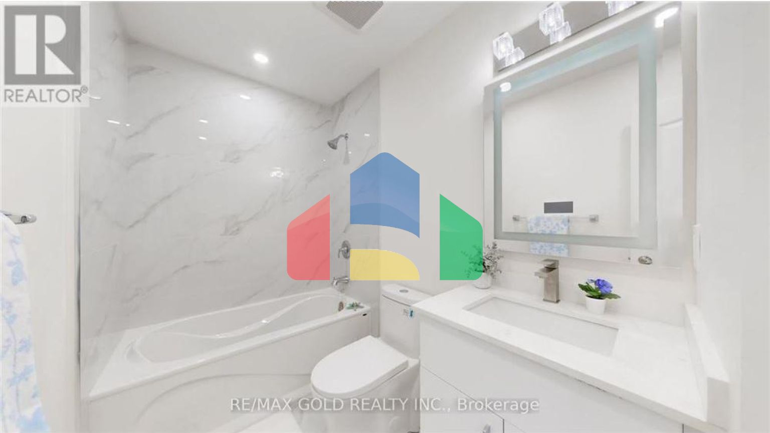 Residential - Single Family Home - Brampton, Canada - Canada