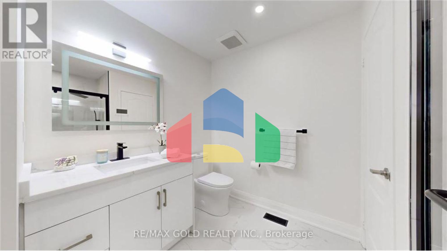 Residential - Single Family Home - Brampton, Canada - Canada