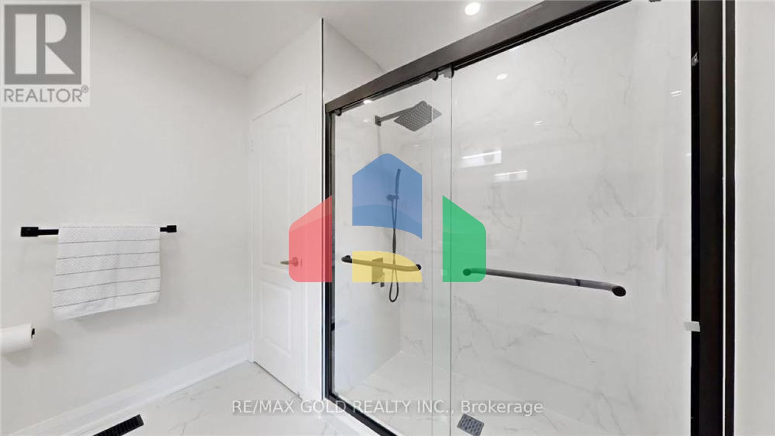 Residential - Single Family Home - Brampton, Canada - Canada